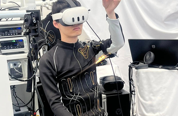 大阪万博展示！白衣・スクラブの先にある未来医療ロボティックスーツ